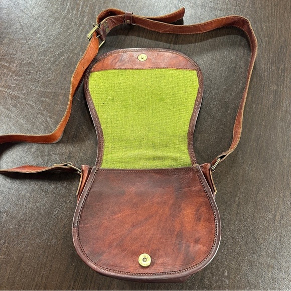 Women's Vintage Brown Leather Lady Crossbody Tote Satchel Sling Bag - Picture 6 of 16